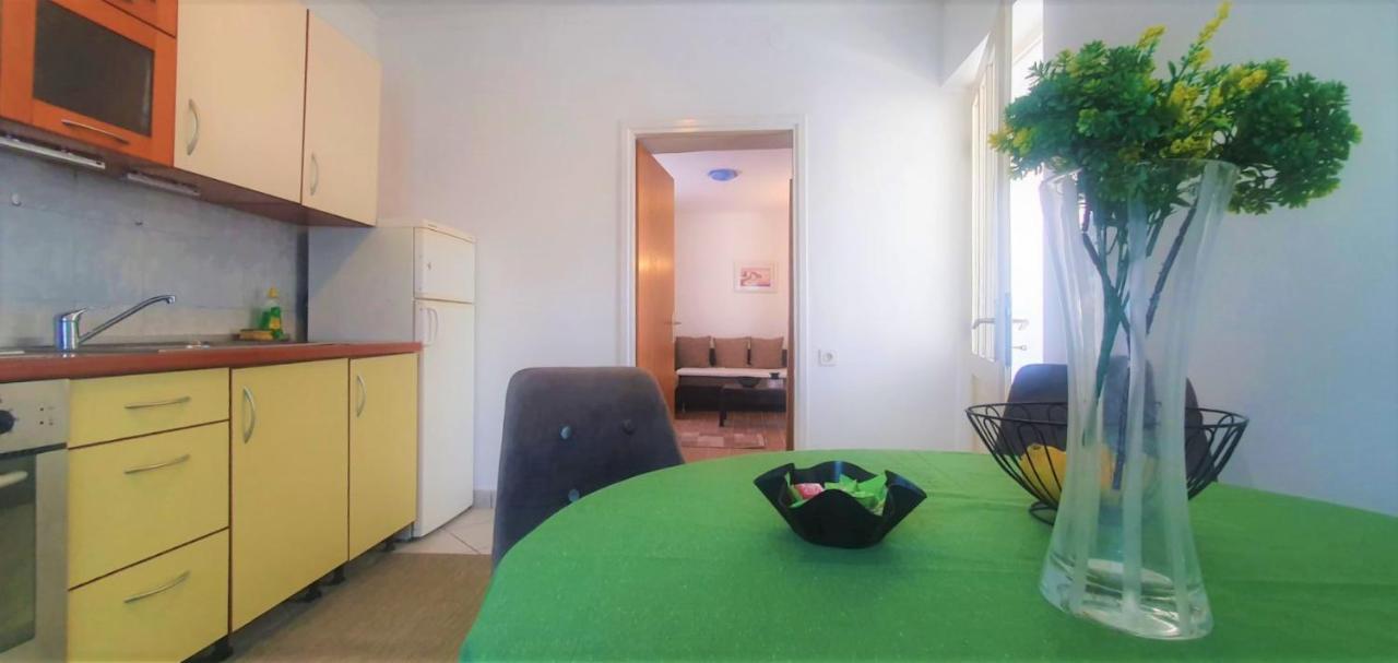 Apartment Fain - Private Parking Ζαντάρ Εξωτερικό φωτογραφία