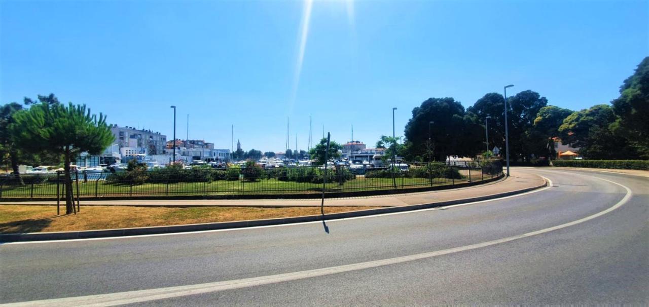Apartment Fain - Private Parking Ζαντάρ Εξωτερικό φωτογραφία